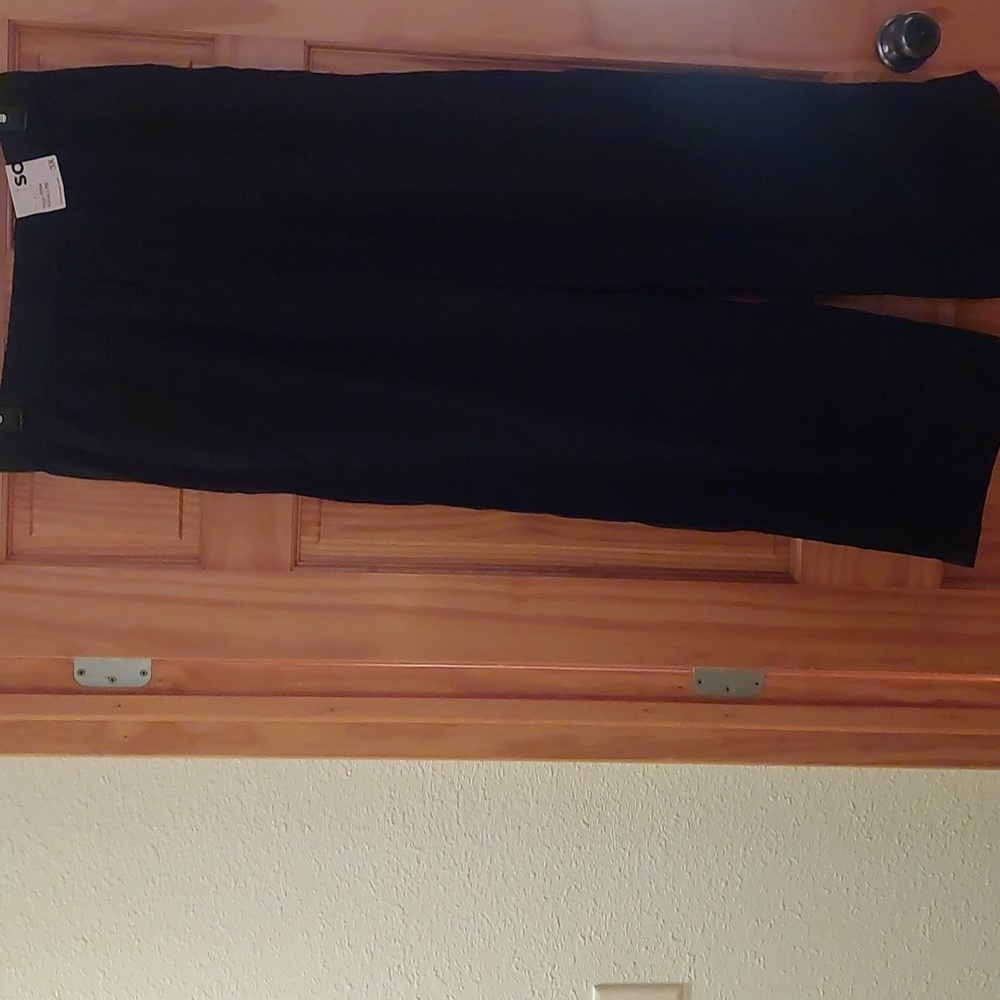 Wide leg pants